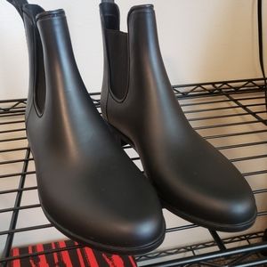 COPY - Merona Black Chelsea Boots Size 9